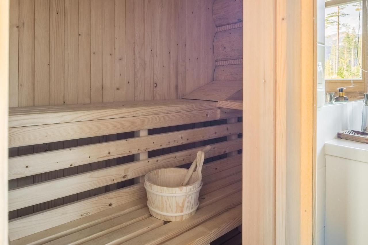 コシチェリスコ Nydala Rusticヴィラ エクステリア 写真